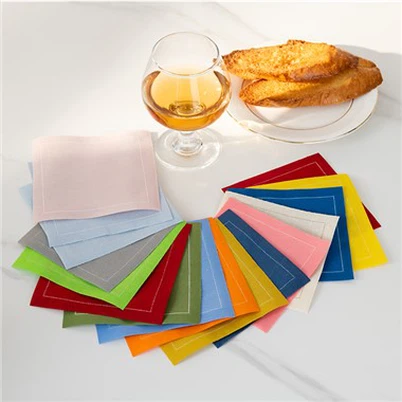 Многоцветни платнени салфетки